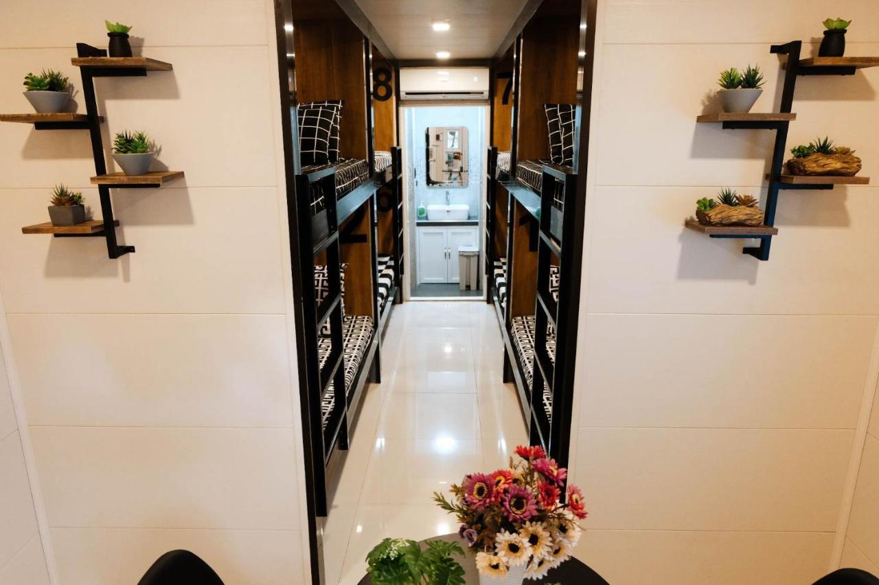 J & J Homestay Busuanga Eksteriør billede