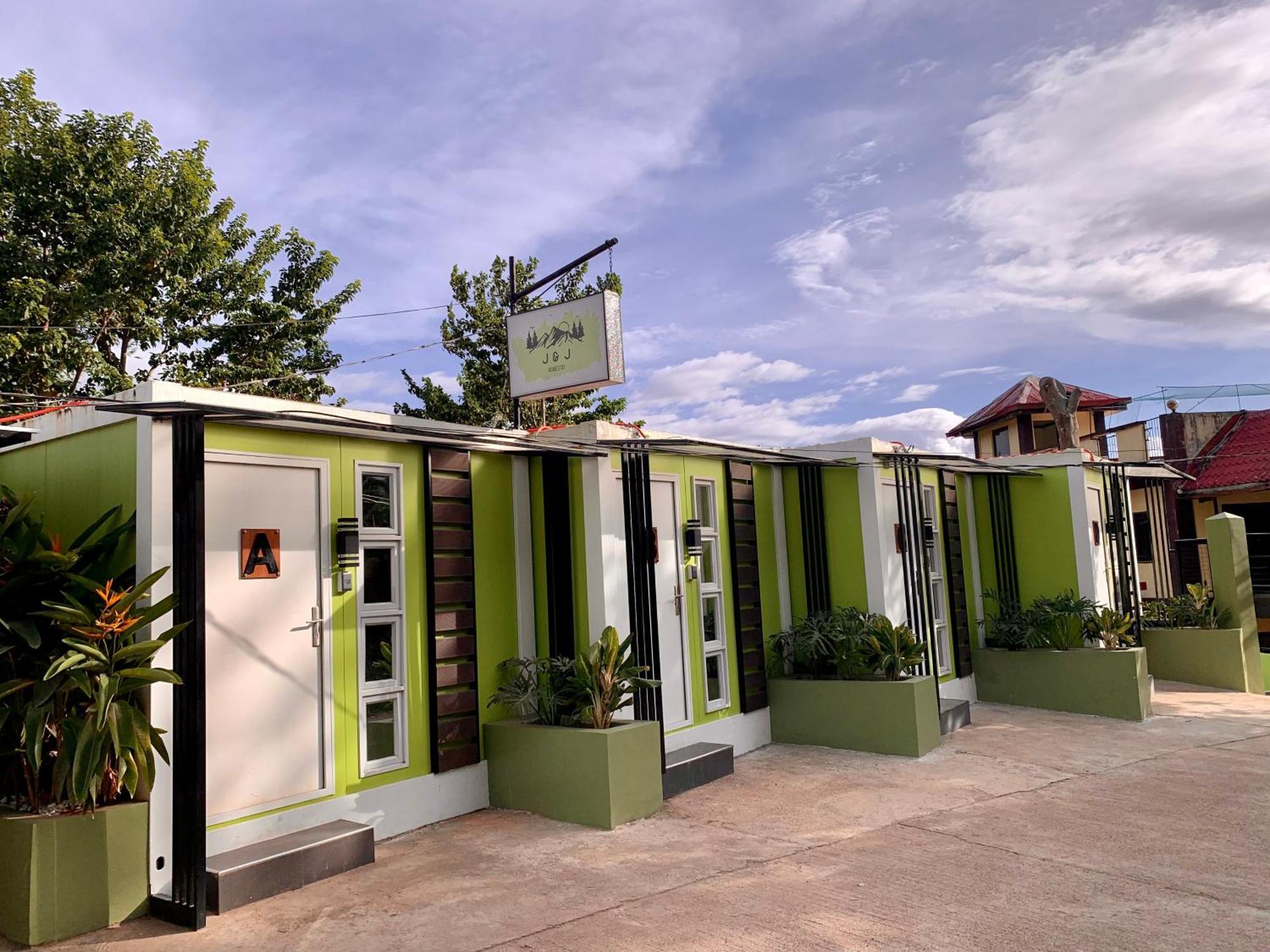 J & J Homestay Busuanga Eksteriør billede